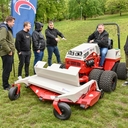 Předváděčka zahradní techniky