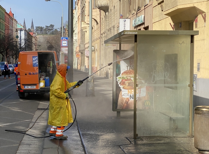 Dezinfekce veřejných prostranství